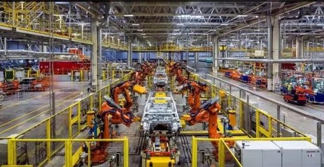 30萬預(yù)算購(gòu)車新選擇 為何放棄BBA，智能座艙體驗(yàn)更受青睞